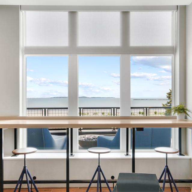 Ryder Revere Beach - High Counter With Bar Stools
